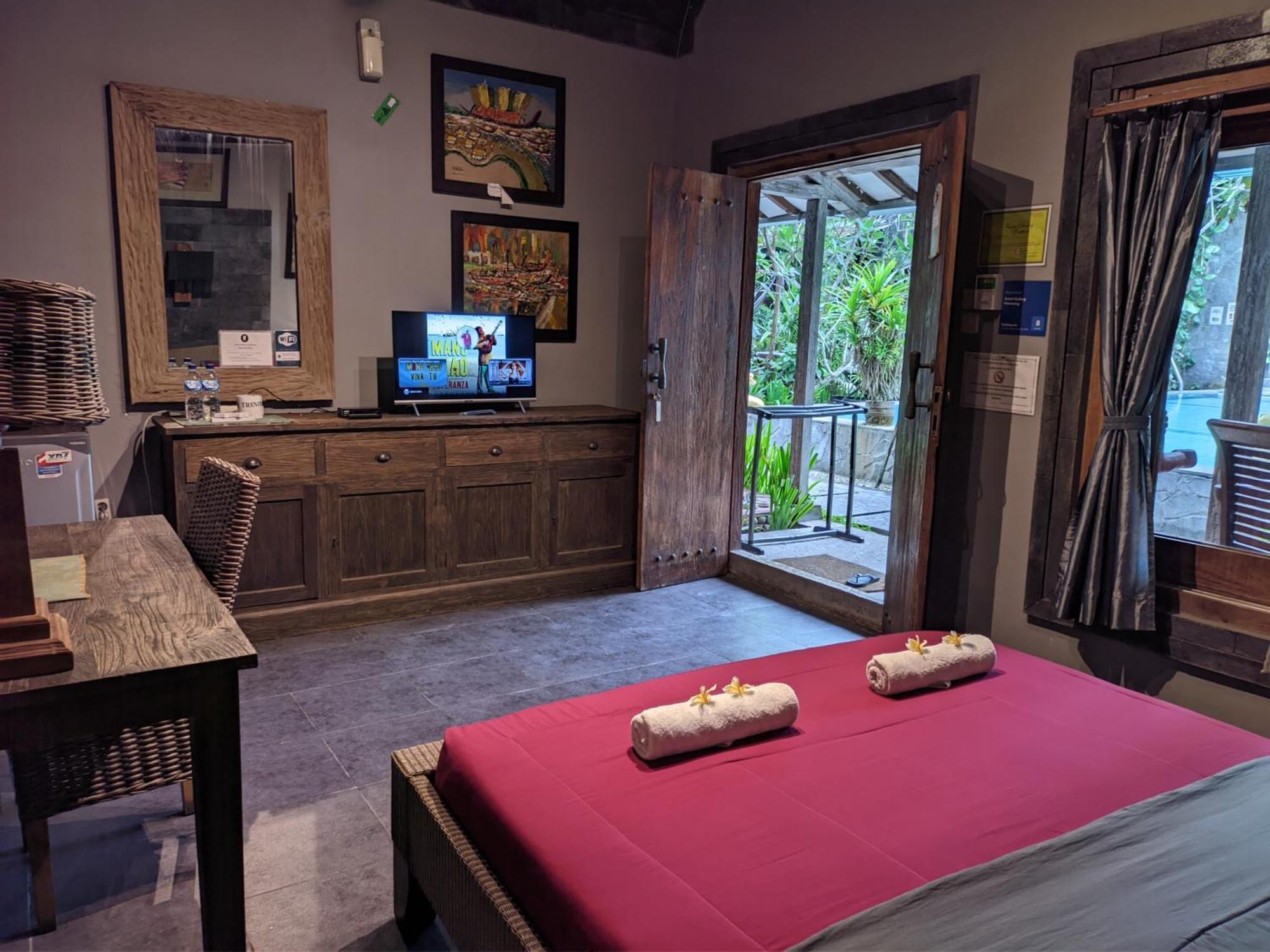 Astuti Gallery Homestay Джокьякарта Экстерьер фото